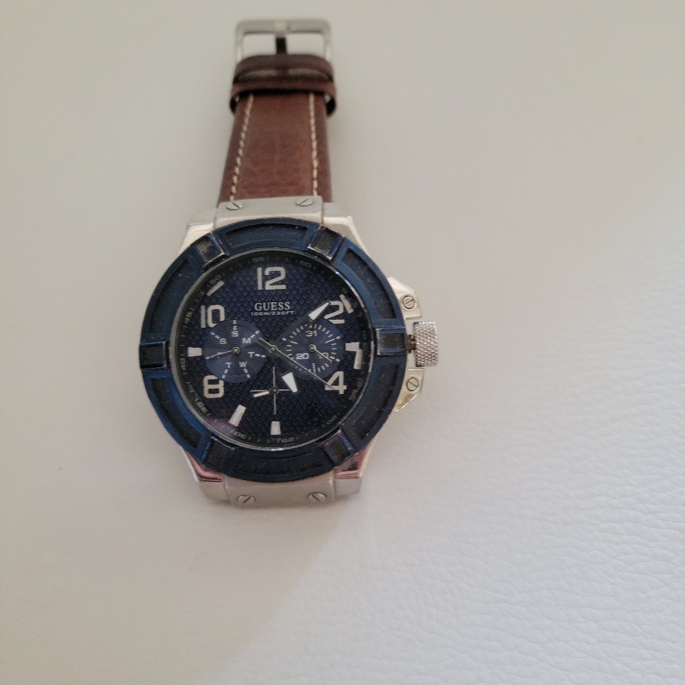 GUESS MEN'S WATCH - Picture 5 of 9